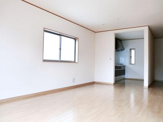 Living. 4 Building Local (10 May 2013) Shooting 18 Pledge spacious size of! Likely placement decided of furniture is fun! 