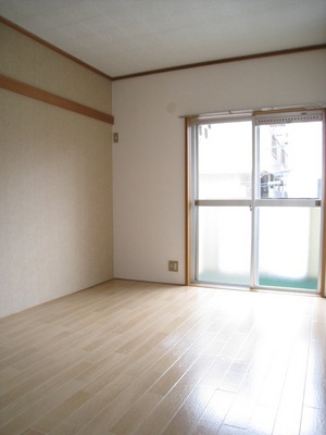 Living and room. Western-style day is good