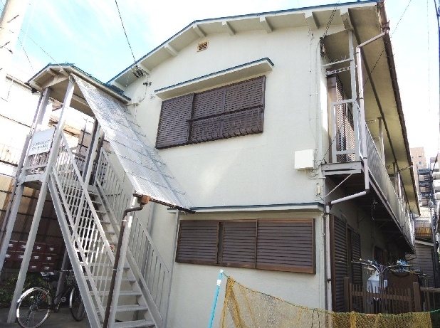 Building appearance. Retro appearance, The room is very clean