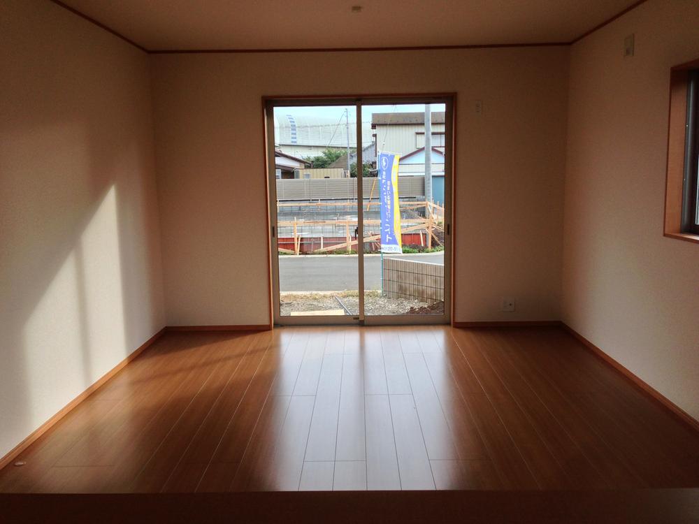 Living. Indoor (September 2013) Shooting