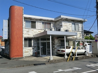 Hospital. Yamamori 400m until the clinic (hospital)