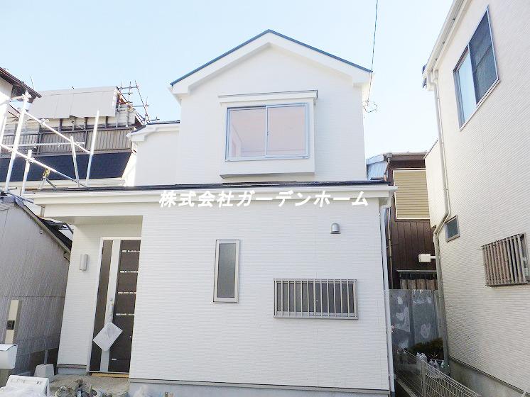 Local appearance photo. Commercial facility ・ Park near, It is very convenient location !!