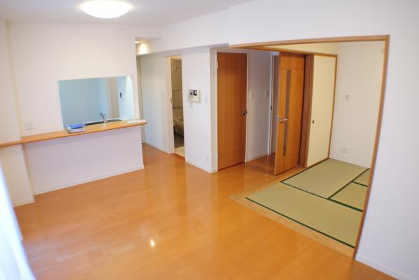 Living. LDK13 Pledge