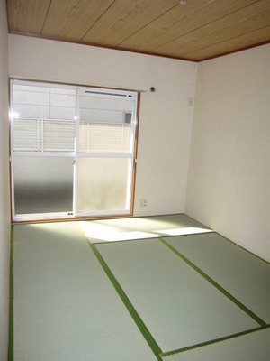 Living and room. Nap is also ideal for such