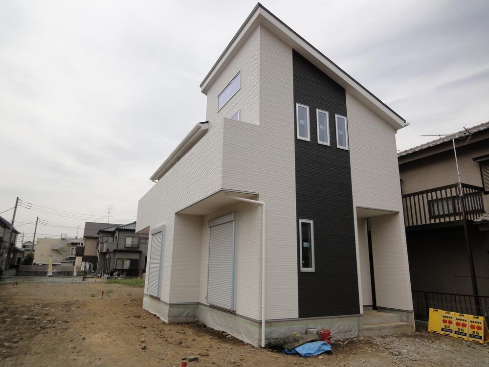 Other. Model house appearance