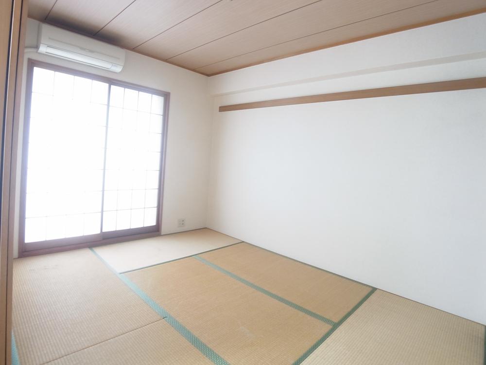 Non-living room. Japanese-style room (September 2013) Shooting