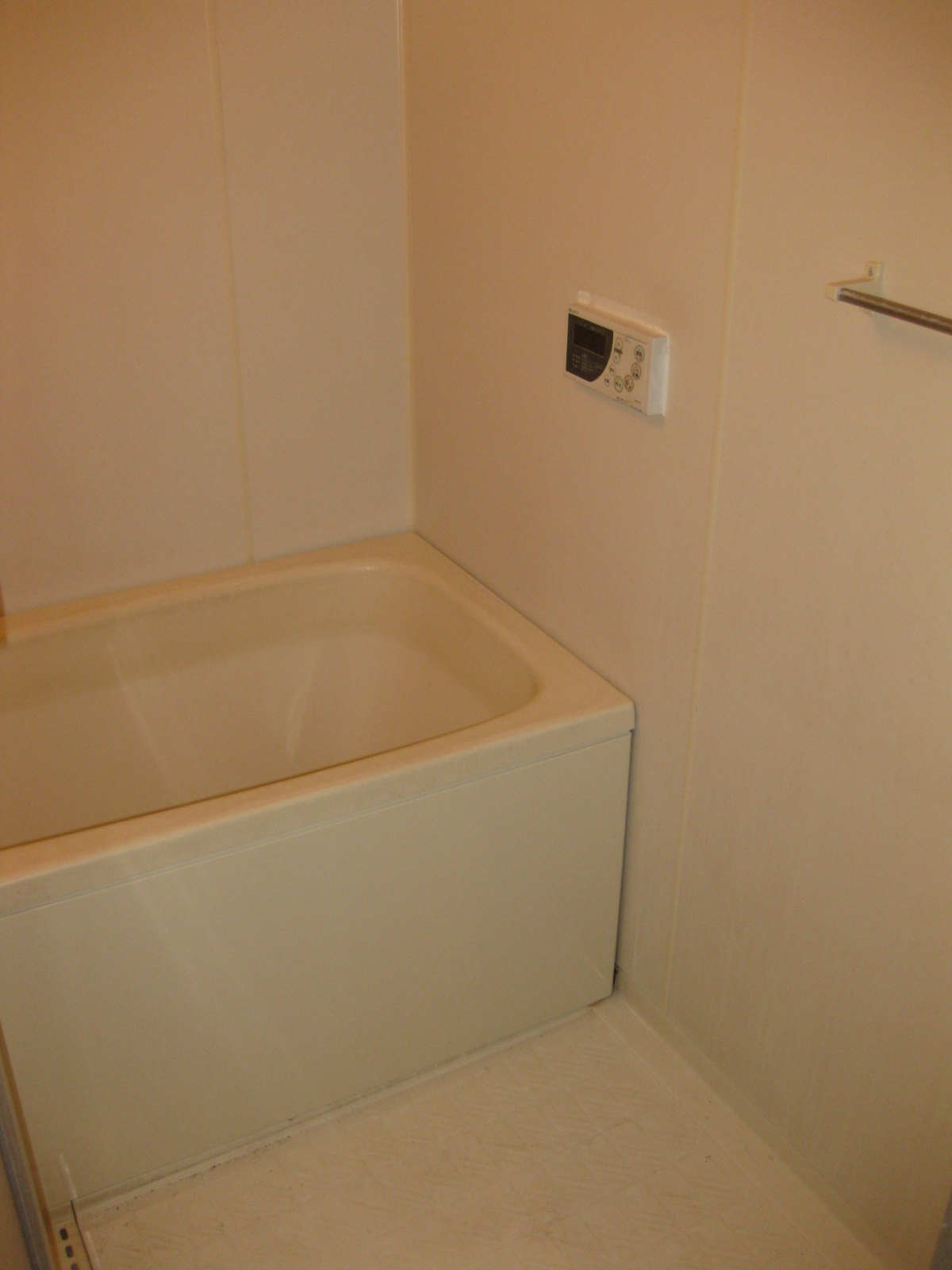 Bath. Otobasu (add fueled)