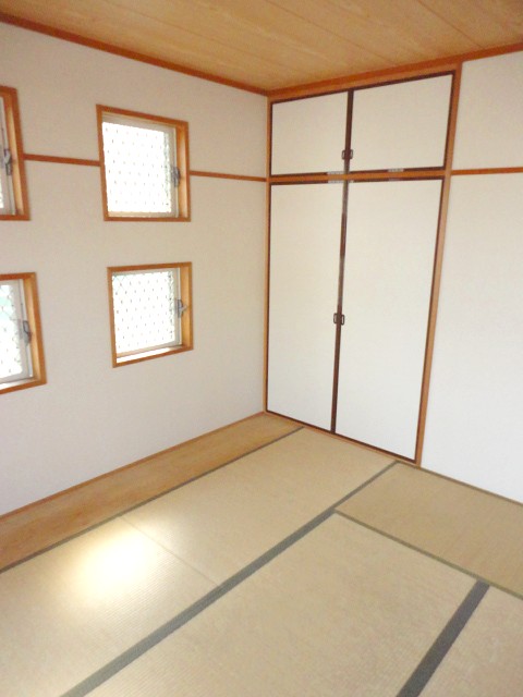 Other room space