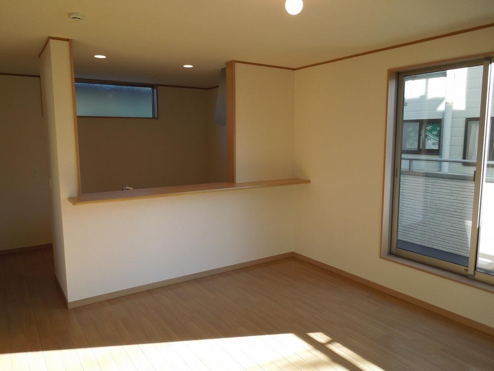 Living. Spacious living room