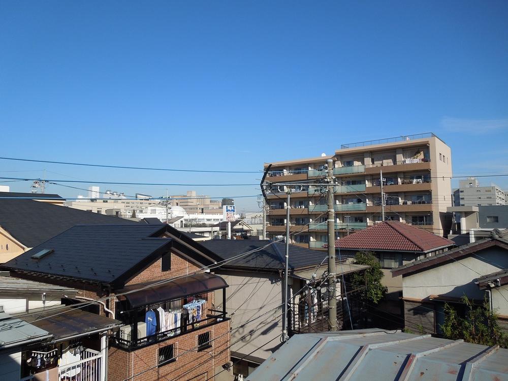 View photos from the dwelling unit. Shooting from 3F