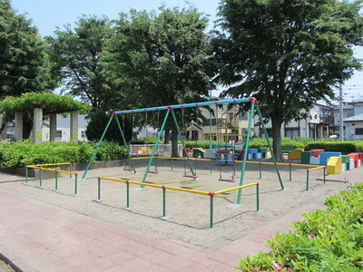 park. 219m to Totsuka Shitaketo park (park)