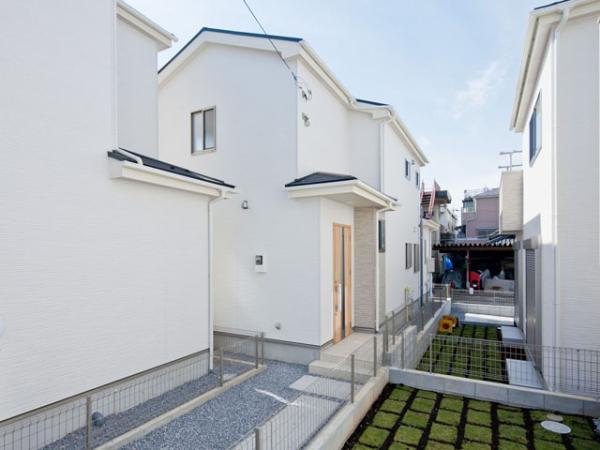 Local appearance photo