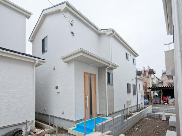 Local appearance photo