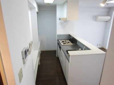 Kitchen. Plenty of storage space