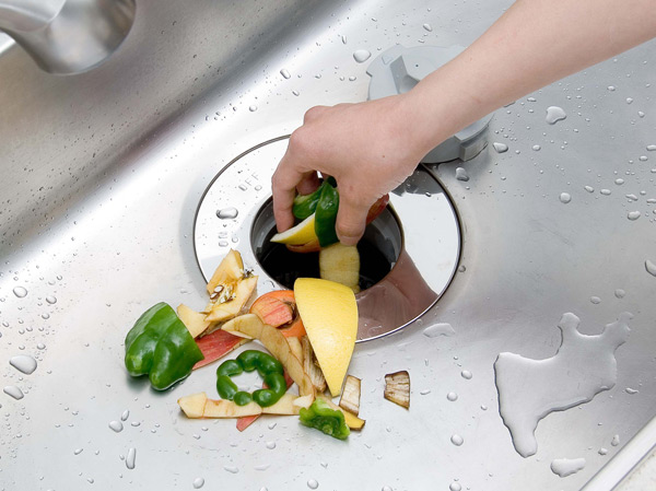 Kitchen.  [Disposer] Crushing the garbage in the drainage port. Reduce the amount and smell of garbage.  ※ Same specifications