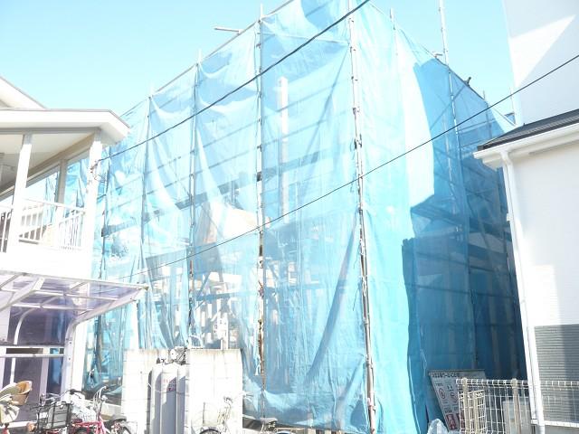 Local appearance photo. Local (11 May 2013) Shooting