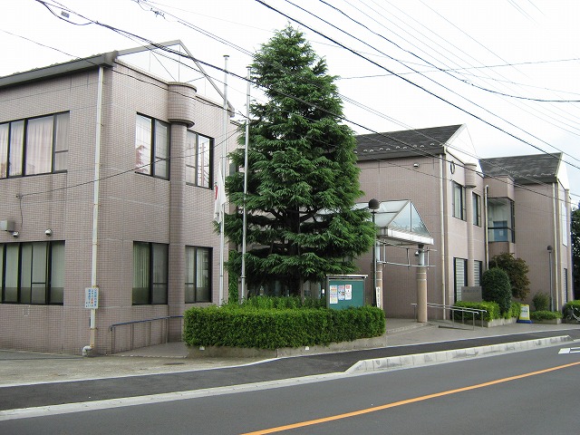 library. Until the (library) 600m