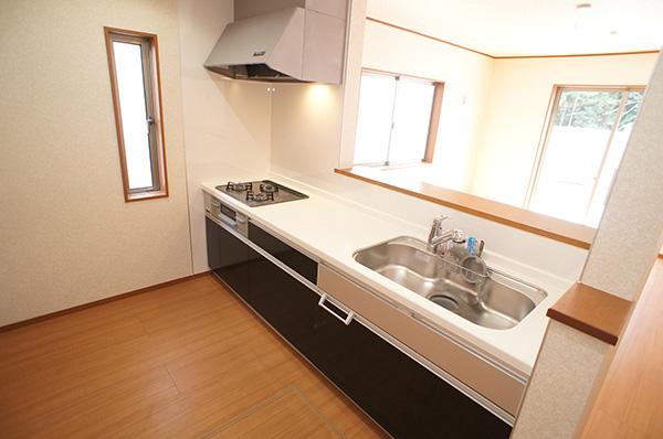 Kitchen. Indoor (11 May 2013) Shooting Building 3