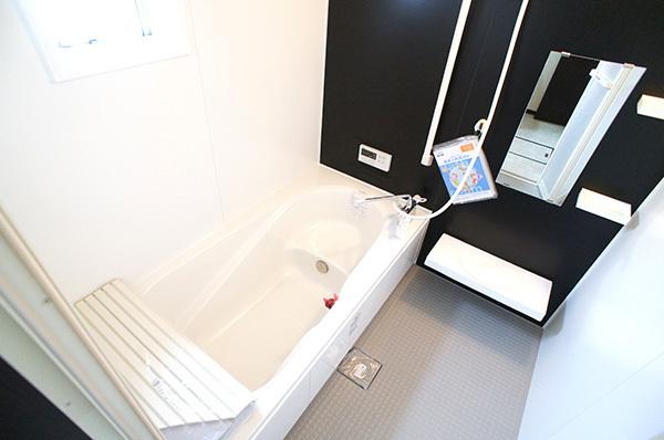 Bathroom. 1 Building