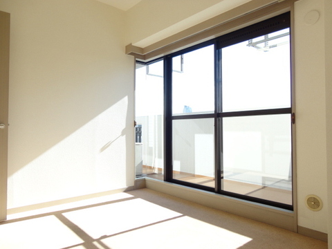 Other room space. Western-style about 5.7 Pledge