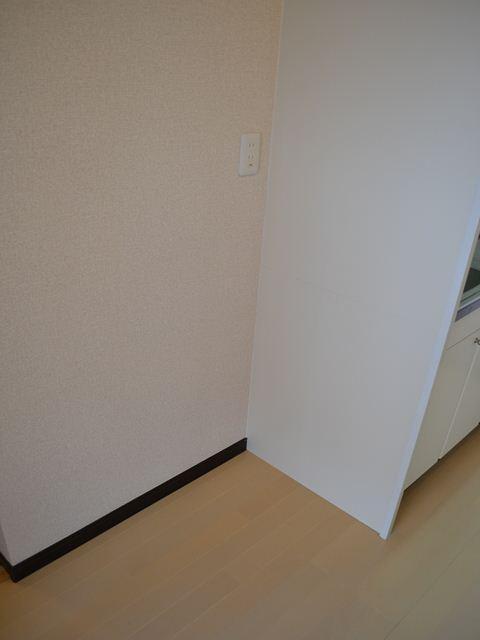 Other Equipment. Refrigerator Storage