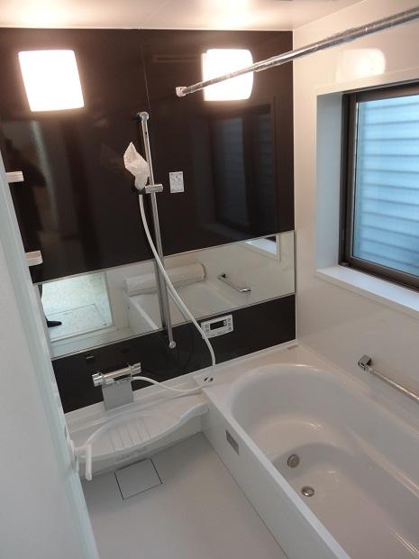 Bathroom. Indoor (11 May 2013) Shooting