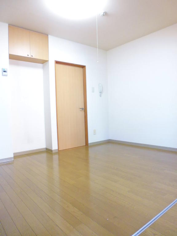 Other room space. Dining space