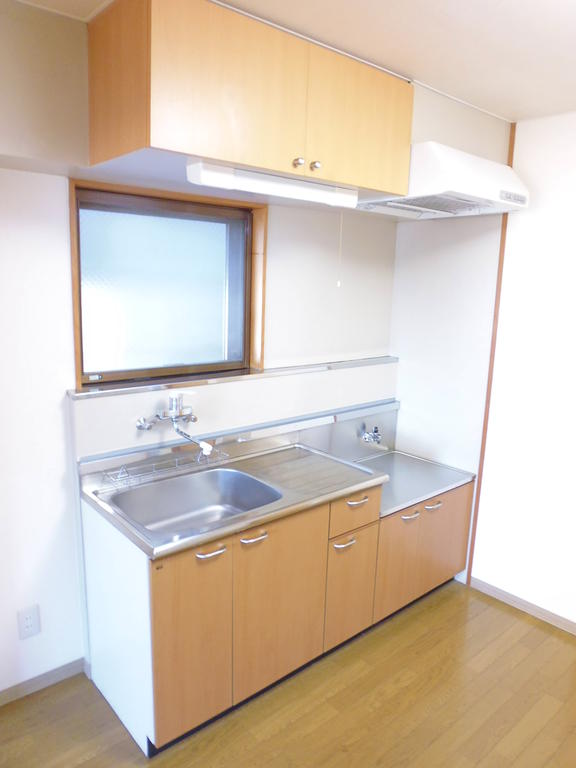 Kitchen. Two-burner gas stove installation Allowed