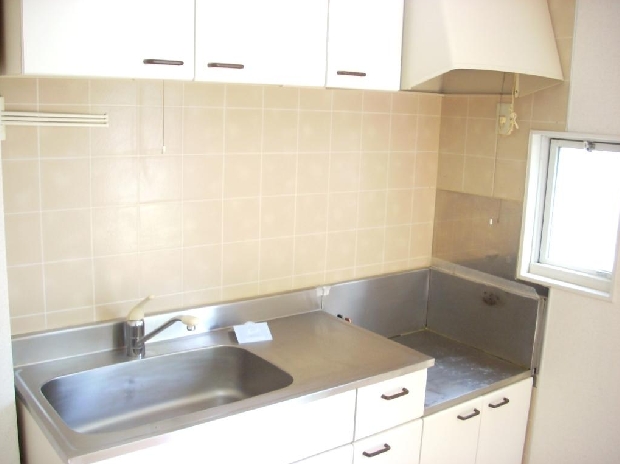 Kitchen. Separate reference is a picture