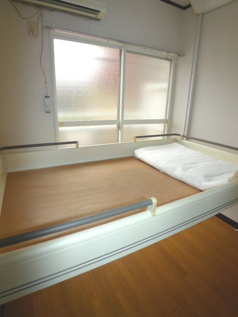 Other Equipment. Electric bed