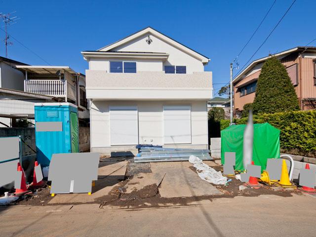 Local appearance photo. Local (12 May 2013) Shooting