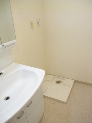 Other Equipment. Laundry Area is room