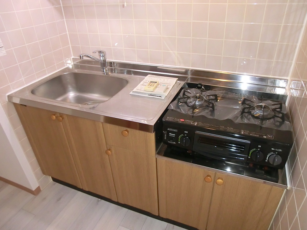Kitchen. Gas stove free of charge lending