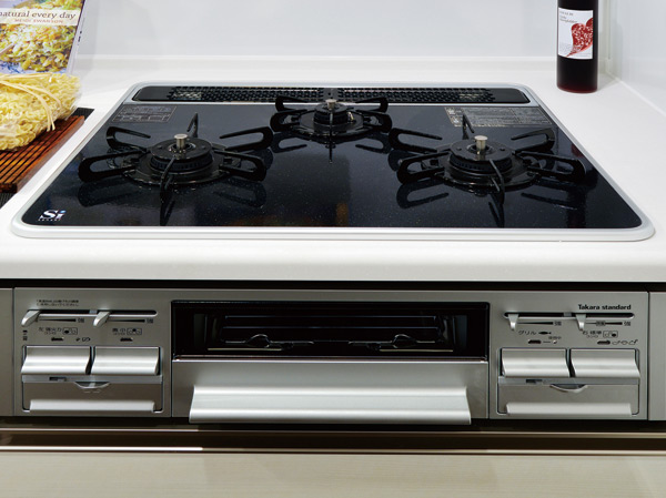 Kitchen.  [Stove with a temperature control function] Safety design of mounting a temperature sensor on all burner. Since temperature control is attached, You can cook at the optimum temperature to suit your cooking.