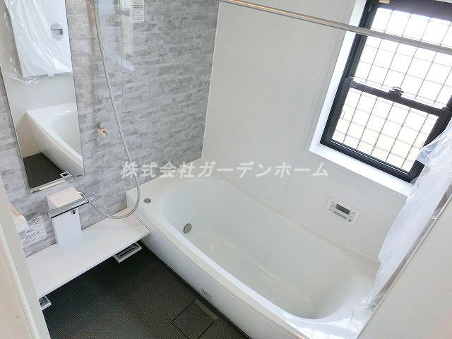 Bathroom.  ■ Hitotsubo bus to heal fatigue of the day ■ 