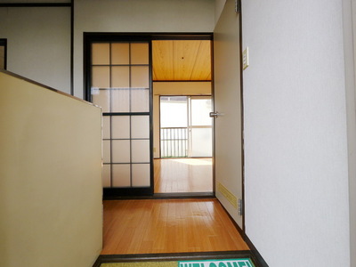 Entrance. Entrance We will wait for the tenants