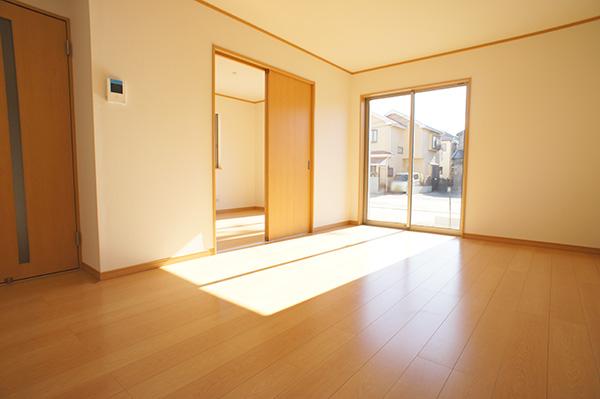 Living. Indoor (12 May 2013) Shooting Building 2