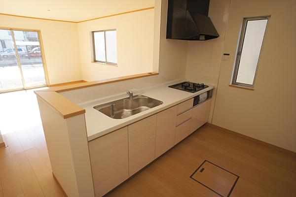 Kitchen. Indoor (12 May 2013) Shooting Building 2