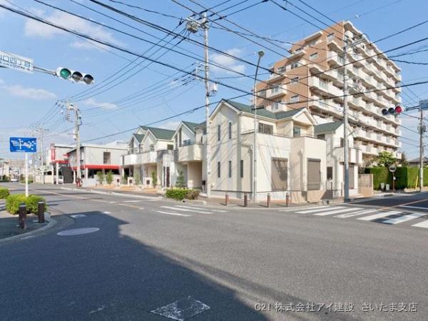 Local photos, including front road