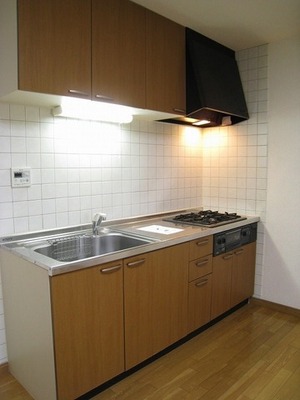 Kitchen. 3-neck of the system Kitchen