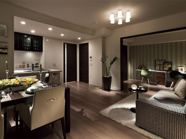 Living.  [living ・ dining] D type of wide-span about 7.2m. Adopted out frame construction method, light, Wind, We seek the comfort and convenience that resonate with the green. (Model Room D type ・ Model room plan ※ Some including paid option)