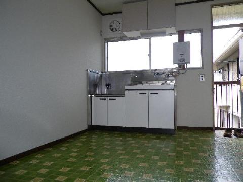 Living and room. You can have windows ventilation in the kitchen.