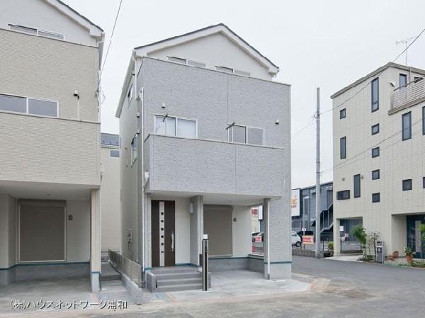 Local appearance photo