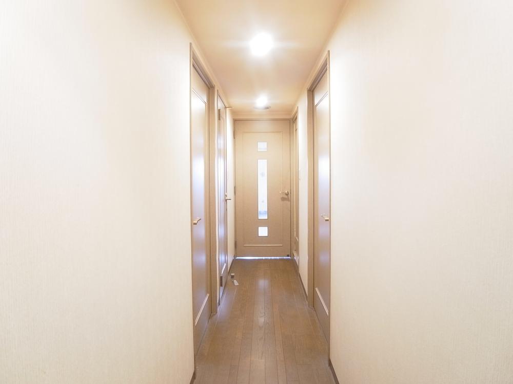 Other introspection. Indoor corridor (December 2013) Shooting