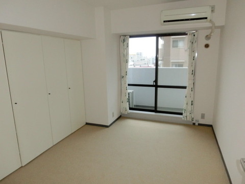 Other room space. Western-style about 6.0 Pledge