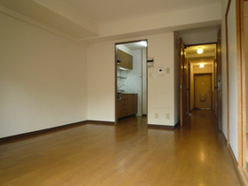 Living and room. 11 Pledge of LDK