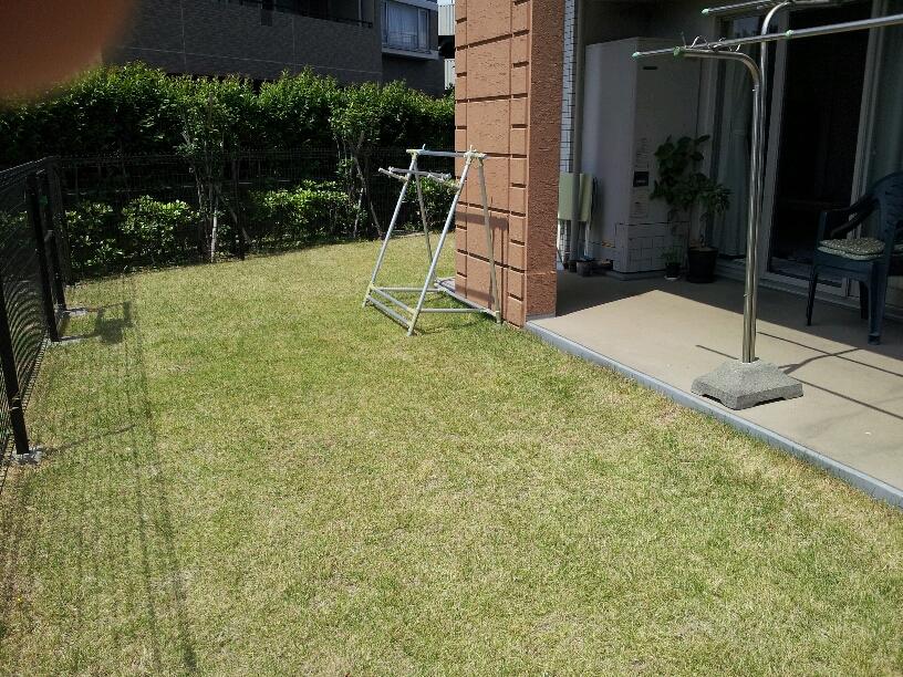 Garden.  [Terrace with a private garden] 2013 May shooting