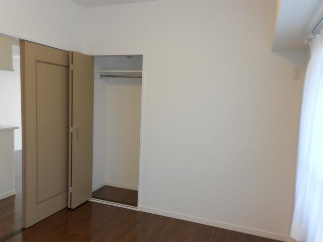 Non-living room. Western style room 5.7 Pledge (flooring Chokawa ・ Cross Chokawa)