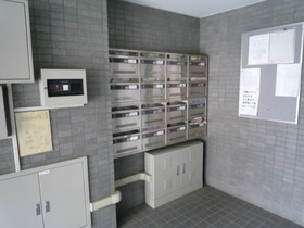 Other common areas. Entrance