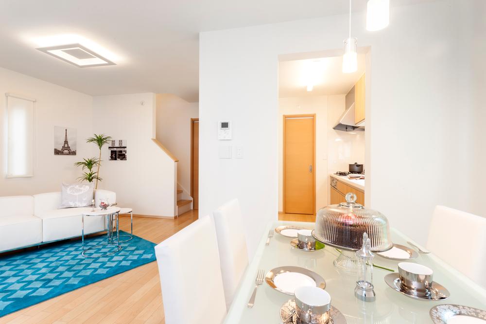 Living. Building 2 model building (October 2013) Shooting